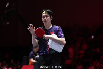 博鱼电竞-王楚钦击败林昀儒，夺得新加坡大满贯男单冠军